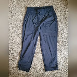 Lululemon Women's Light Weight Pants